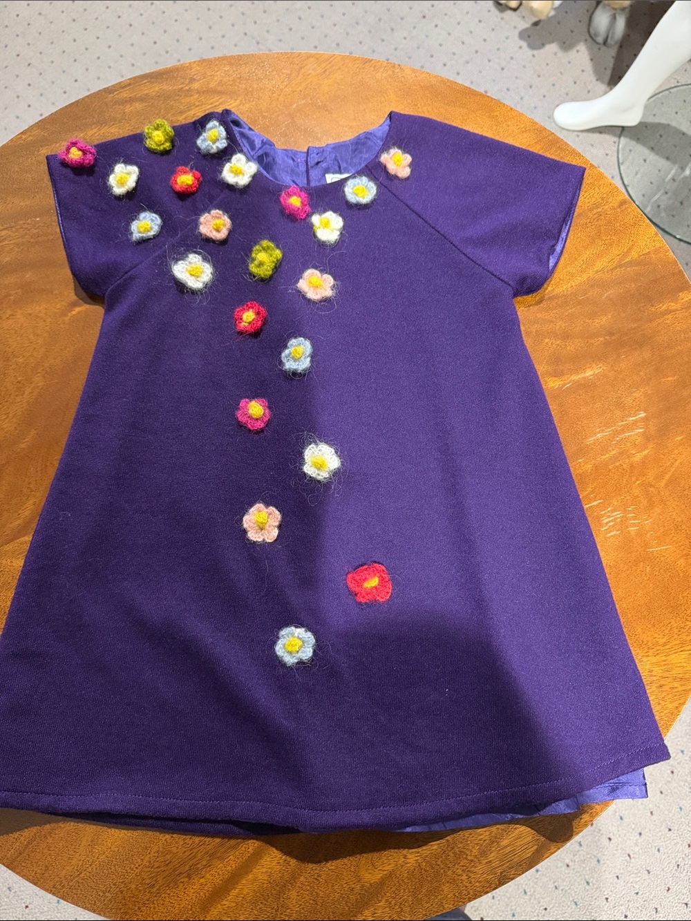 Isabel Garreton A-line purple dress with flower appliqués size 4